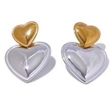 Cargar imagen en el visor de la galería, Aretes Corazon Duo